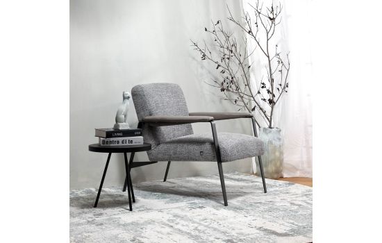 כורסא בד בגוון אפור משולבת ידיות עור דגם AQUA