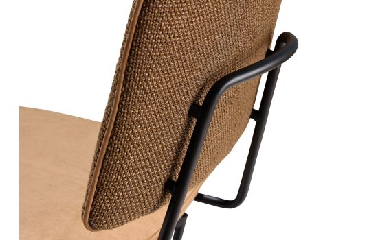 כסא בר בד בגוון זהב דגם  NEW ETIS